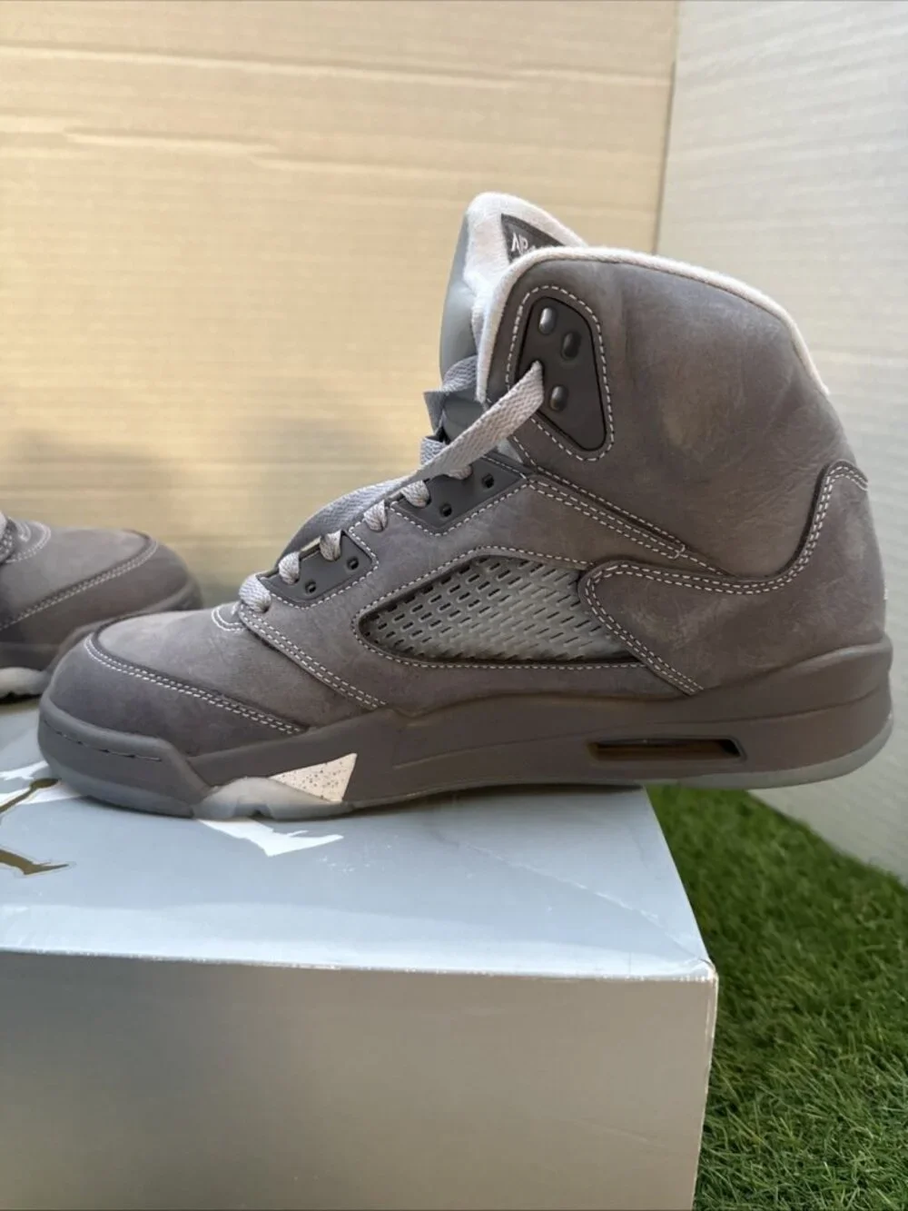 Size 10.5 - Air Jordan 5 Retro 2026 Wolf Grey